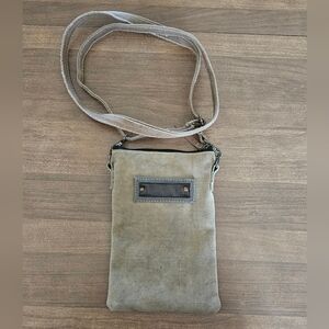 VINTAGE ADDICTION CROSSBODY
